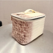 Himalaya vanity case